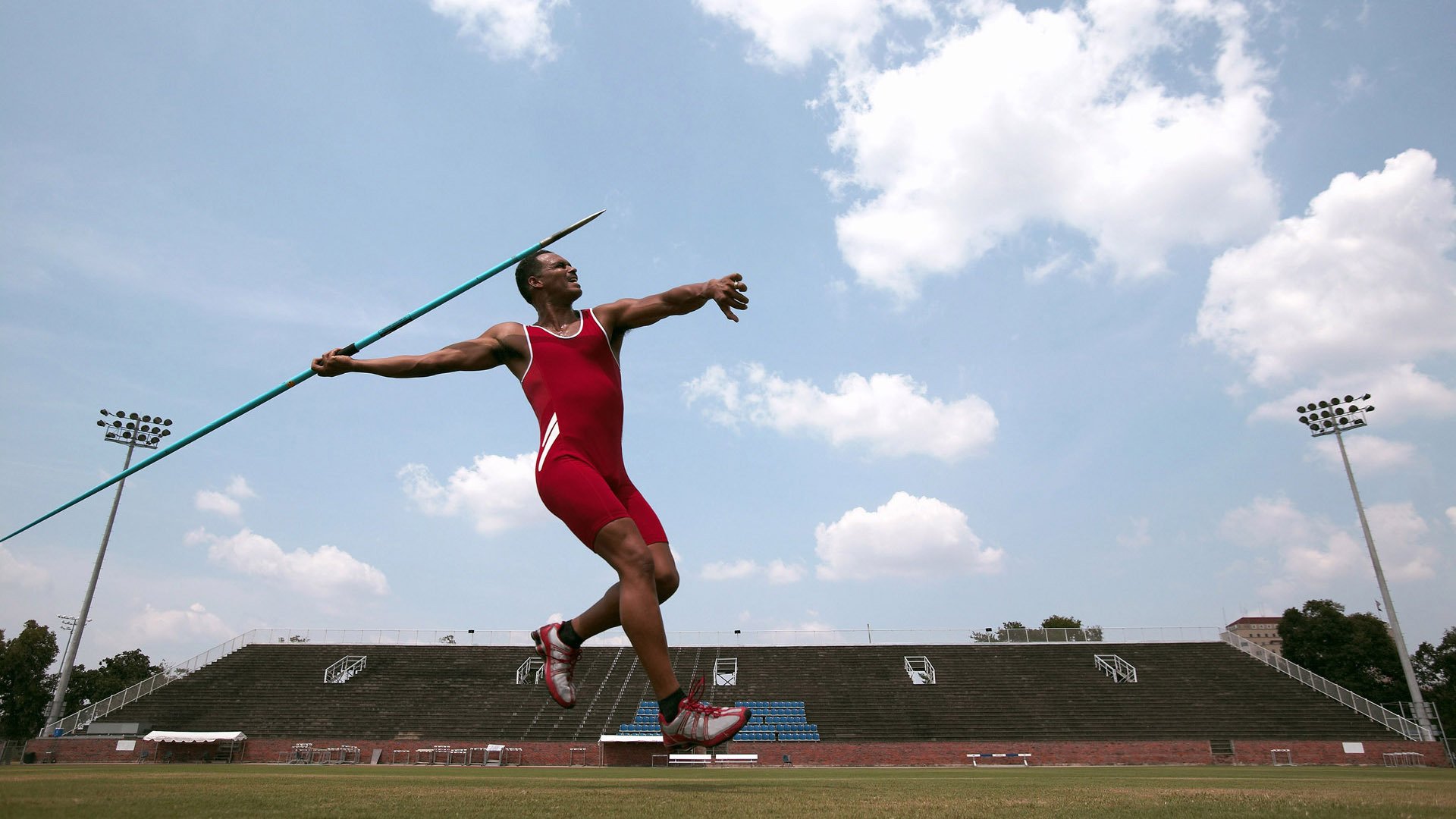 NBA球员赛场适应能力训练，nba球员训练力量方法