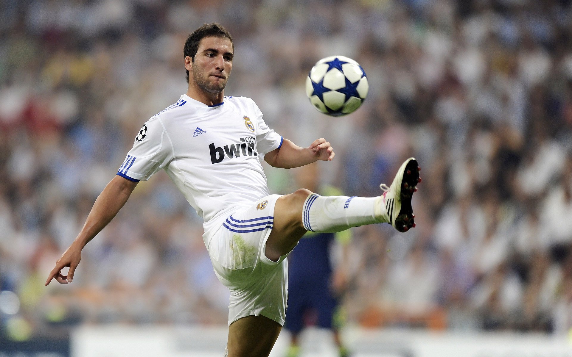 国足年度整体控场能力指数评估，据说国足场地要这样才能赢