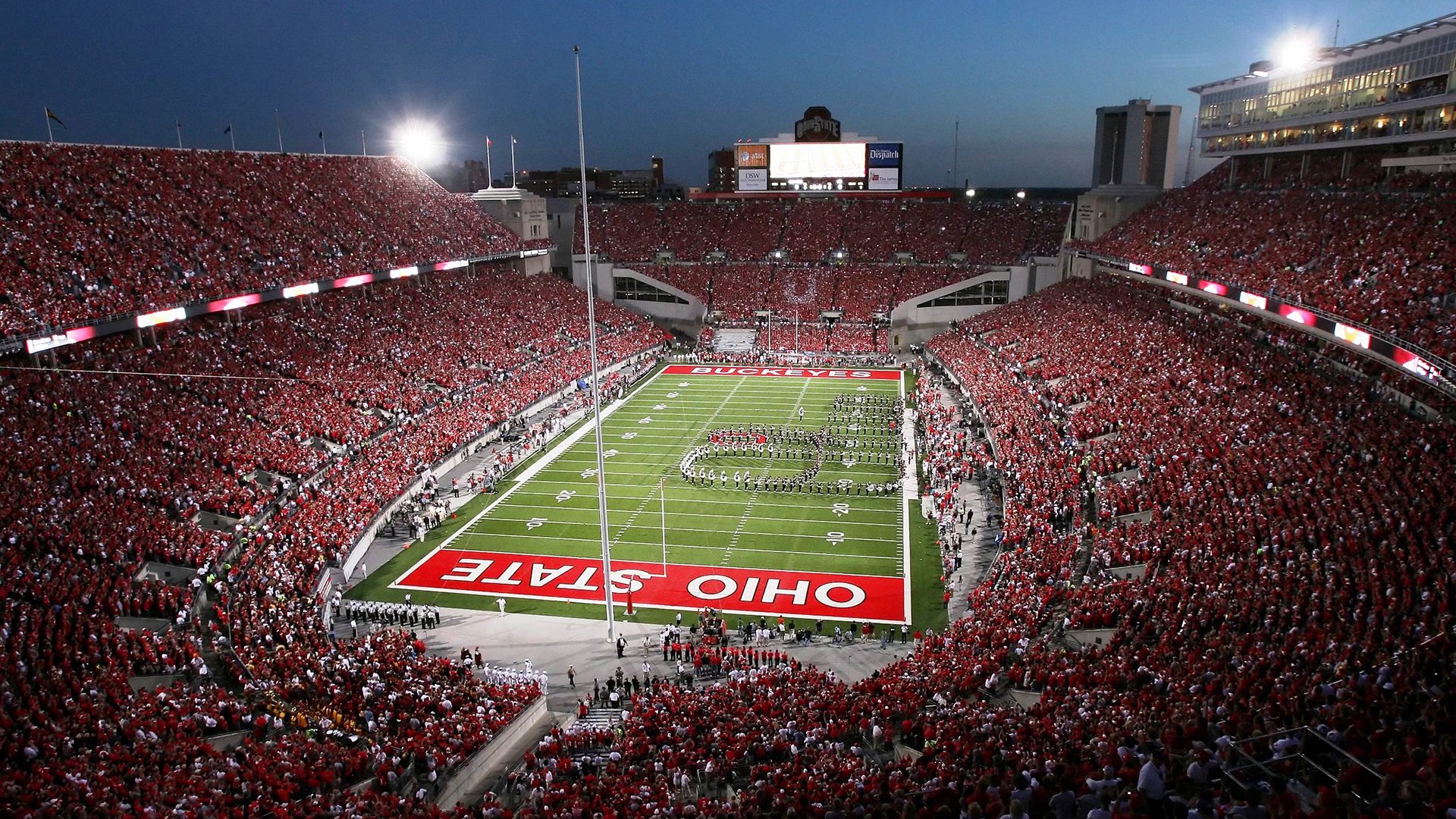 2026年世界雪地摩托拉力赛 北极圈赛段遭遇极夜风暴仍坚守完赛